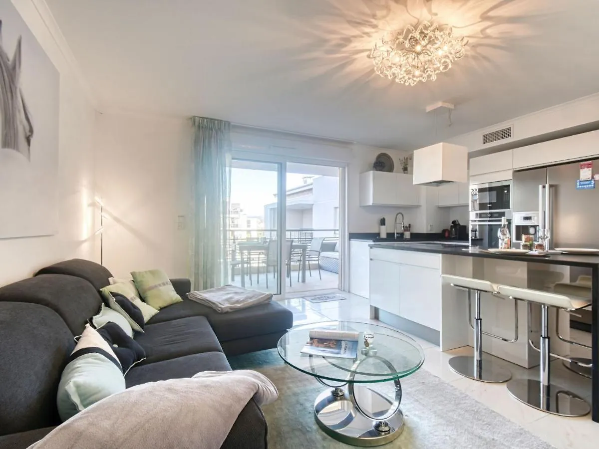 Apartment Le 4 Mats-2 By Interhome Fréjus 0*,  Francie