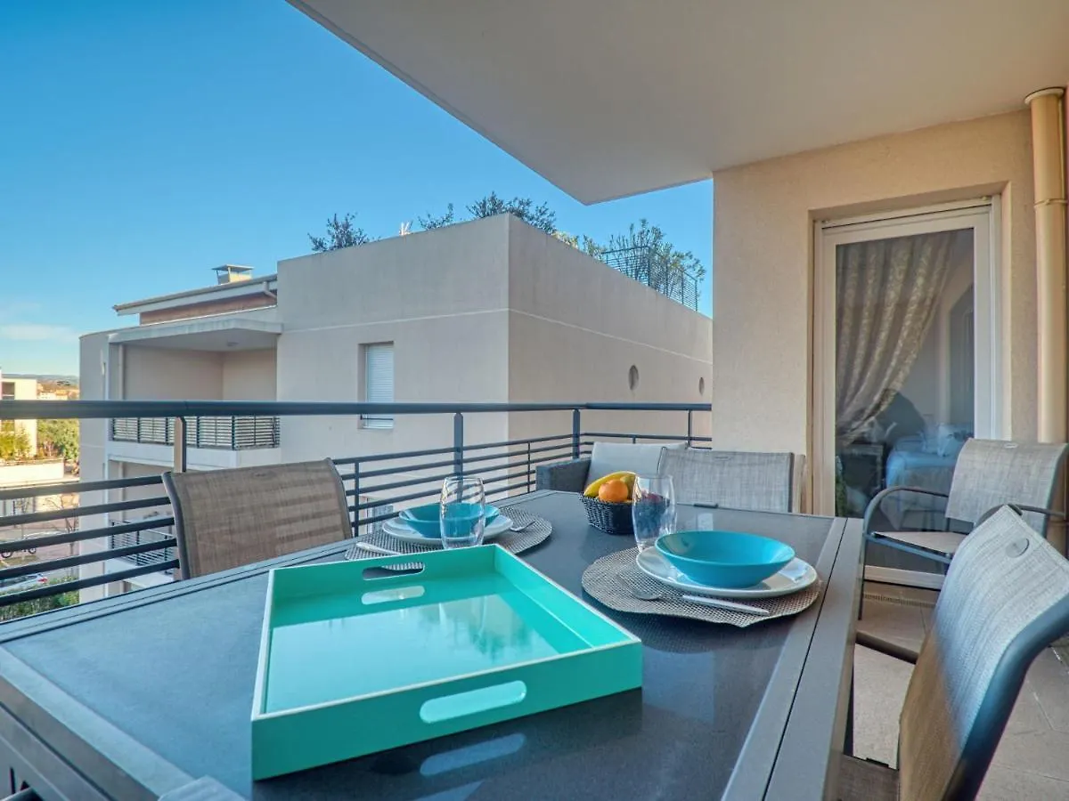 Apartment Le 4 Mats-2 By Interhome Frejus