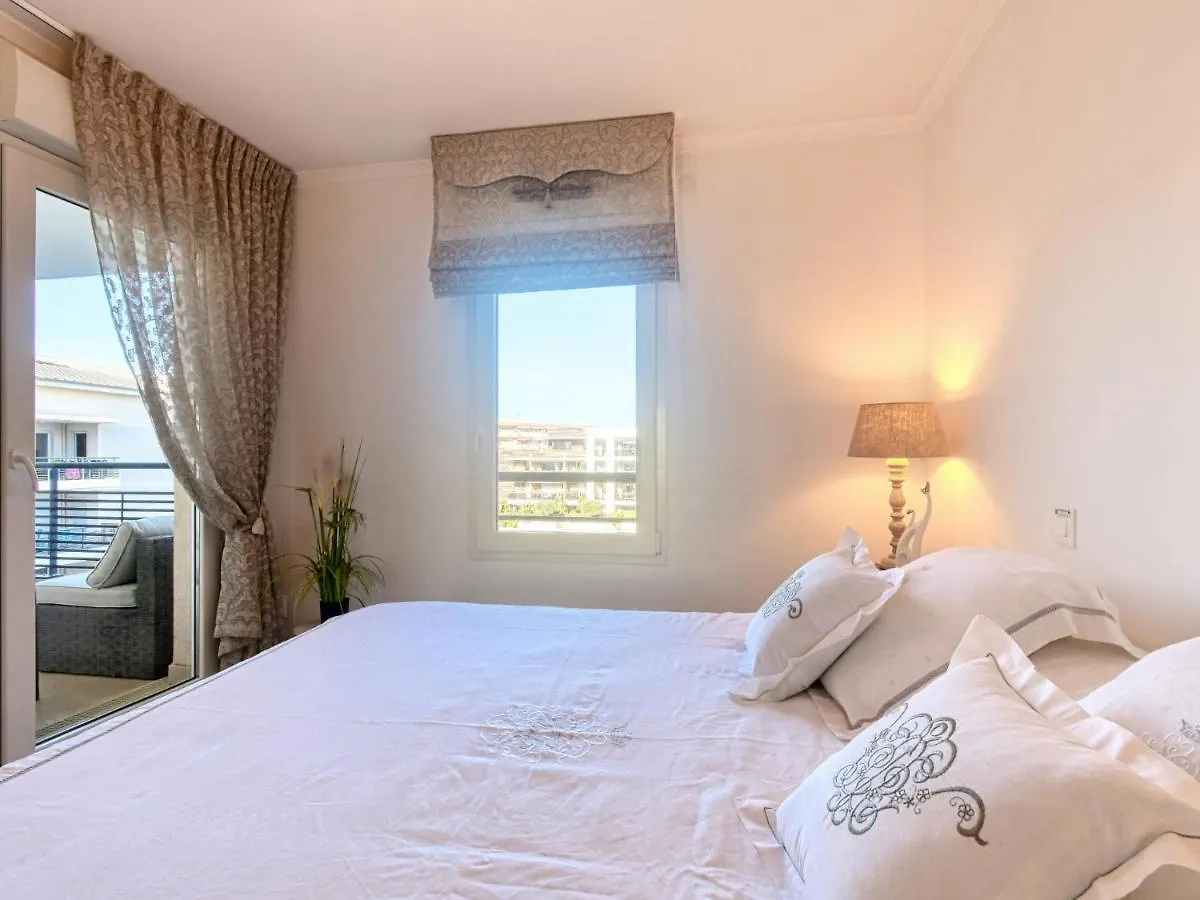 Apartment Le 4 Mats-2 By Interhome Frejus